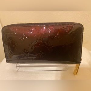 Louis Vuitton Vernis Sarah Wallet